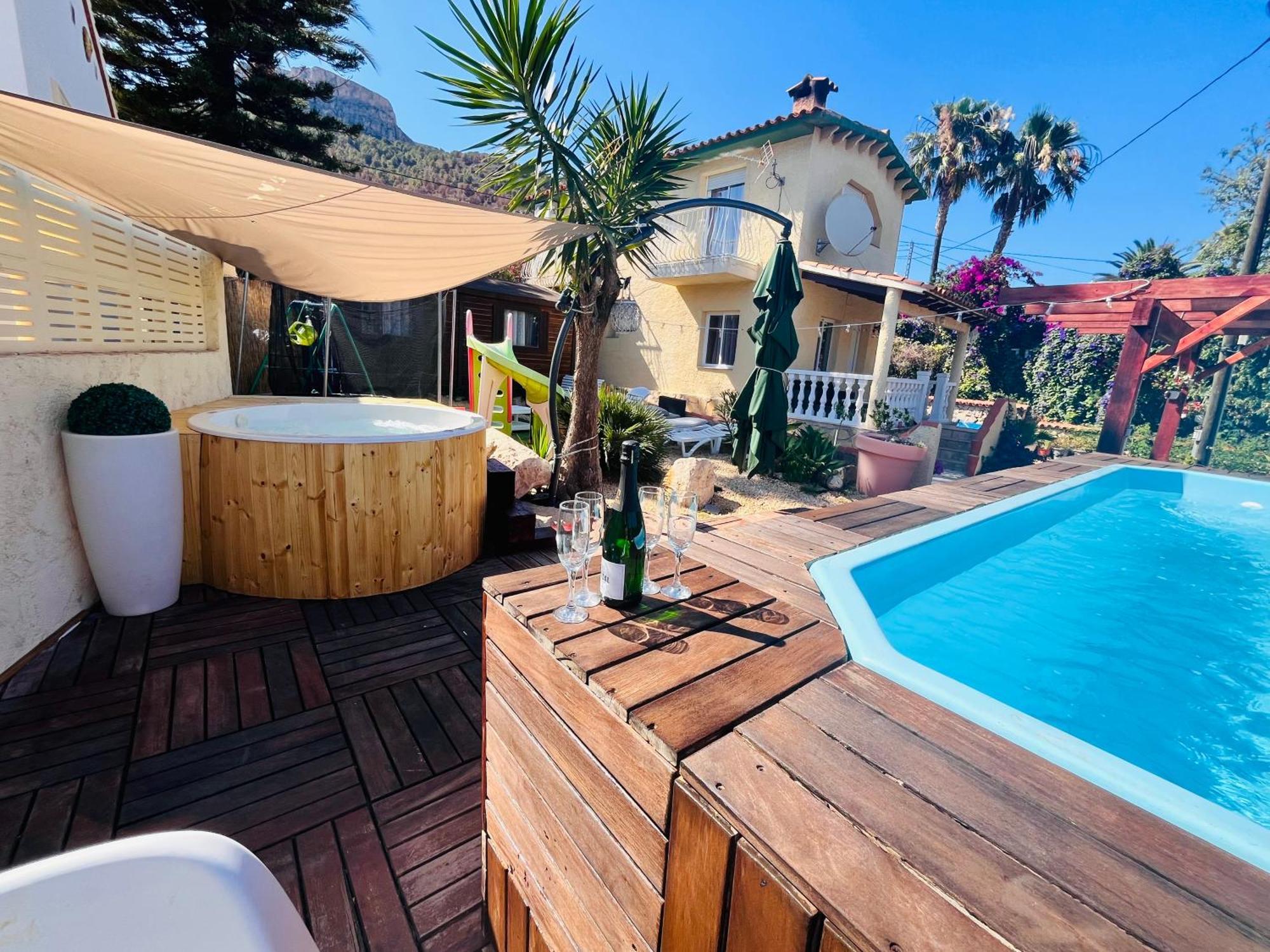 Calpe Chalet Privado Piscina A 5Min De La Playa Y Centro Jacuzzi Barbacoa Wifi Aire المظهر الخارجي الصورة